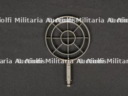 Grille anti-aérienne.