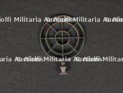 Grille anti-aérienne.