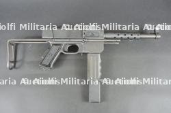 Pistolet mitrailleur MAT 49