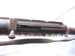 Pistolet mitrailleur Thompson.