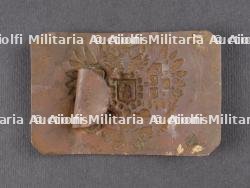 Lot de cuivreries allemandes et russe, couverts pliants et médaille. Lot of German and Russian brass items including folding cutlery and a medal — miniature 4