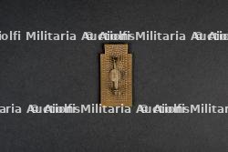 Un ensemble de souvenirs du groupement 4 — photo 9