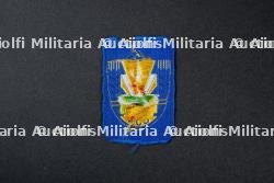 Lot d' insignes du groupement 4 — miniature 5