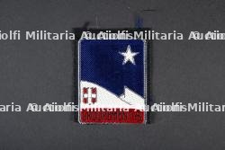 Lot d'insignes du groupement 8 — photo 2