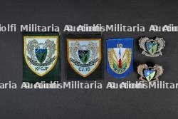 Lot d'insignes du groupement 10 — miniature 1