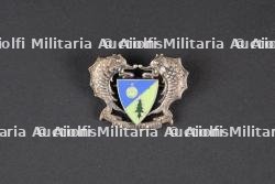 Lot d'insignes du groupement 10 — miniature 10