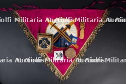 Ensemble de souvenirs du groupement 11 — miniature 2