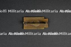 Lot d'insignes du Groupement 1 — miniature 9