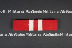 Ensemble d'insignes et de diplômes du Groupement 21 — photo 8