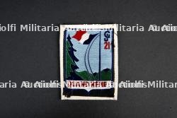 Lot d'insignes du Groupement 21 — miniature 2