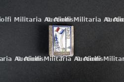Lot d'insignes du Groupement 21 — miniature 6