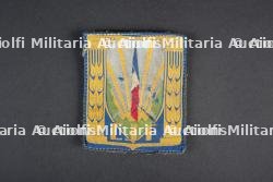 Lot d'insignes et de diplômes du Groupement 22 — photo 2
