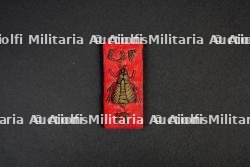 Lot d'insignes du 2ème modèle du Groupement 13 — miniature 2
