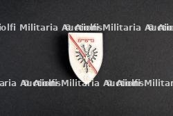 Lot d'insignes du Groupement 14 — photo 4