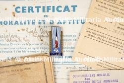 Ensemble de documents et d'insignes du Groupement 14 — miniature 4