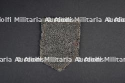 Ensemble de documents et d'insignes du Groupement 15 — miniature 4