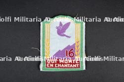 Lot d'insignes du Groupement 16 — miniature 2