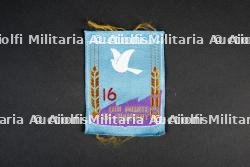 Lot d'insignes du Groupement 16 — miniature 2