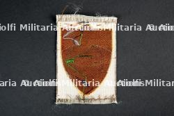 Lot d'insignes du Groupement 17 — photo 5
