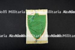 Lot d'insignes du Groupement 17 — miniature 5
