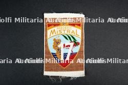 Lot d'insignes du Groupement 17 — miniature 4
