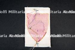 Lot d'insignes du Groupement 17 — miniature 5