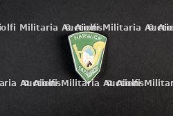 Lot d'insignes du Groupement 17 — miniature 6
