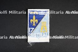 Lot d'insignes du Groupement 17 — miniature 4