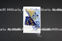 Lot d'insignes du Groupement 17 — miniature 5