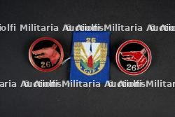 Lot d'insignes du Groupement 26 — miniature 1
