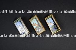 Lot d'insignes du Groupement 27