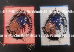 Lot d'insignes du Groupement 28 — miniature 2