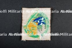 Lot d'insignes du Groupement 28 — miniature 3