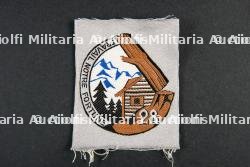 Lot d'insignes du Groupement 28 — miniature 4