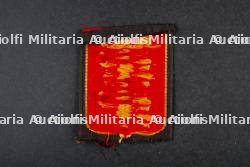 Lot d'insignes du Groupement 30 — miniature 3