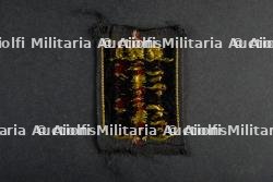 Lot d'insignes du Groupement 30 — miniature 5