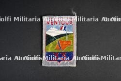 Lot d'insignes du Groupement 33 — miniature 4
