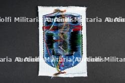 Lot d'insignes du Groupement 33 — miniature 3