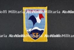Lot d'insignes du Groupement 33 — photo 2