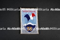 Lot d'insignes du Groupement 33 — miniature 4
