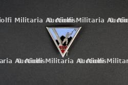 Lot d'insignes du Groupement 35 — miniature 6