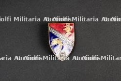 Lot d'insignes du Groupement 37 — miniature 4