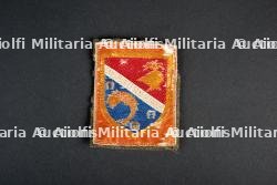 Lot d'insignes du Groupement 37 — miniature 4