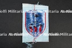 Lot d'insignes du Groupement 37 — miniature 5