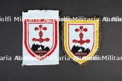 Lot d'insignes du Groupement 37 — photo 1