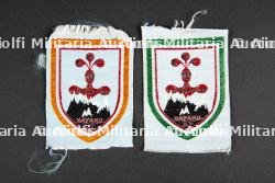 Lot d'insignes du Groupement 37 — miniature 1