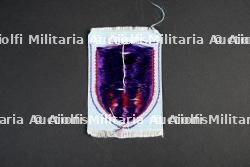 Lot d'insignes du Groupement 37 — miniature 5