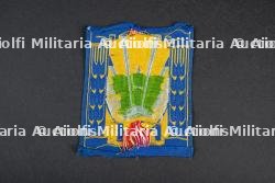 Ensemble d'insignes et de diplômes — miniature 3
