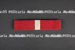 Ensemble d'insignes et de diplômes du Groupement 102 — photo 4