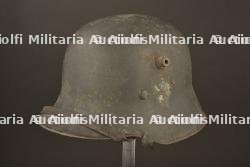 Casque WWI reconditionne. Refurbished WWI helmet.
